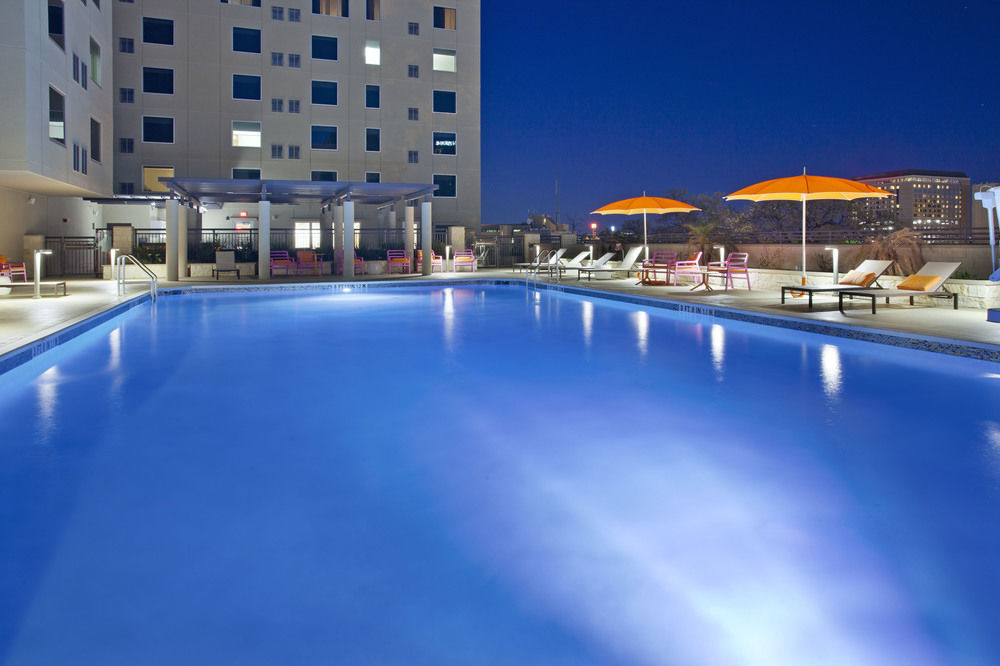 Hotel Indigo Austin Downtown - University By Ihg Екстер'єр фото